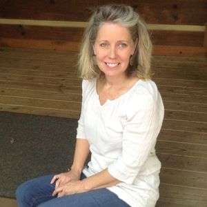 Meet your Posher, Carolyn